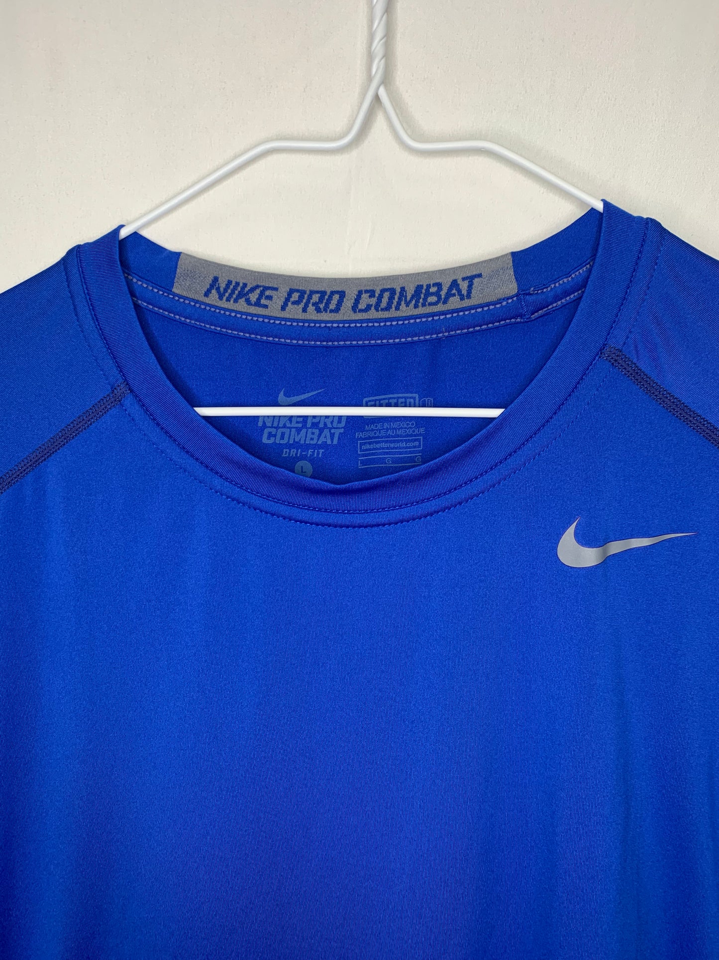 Nike Pro Combat Dri-Fit  Performance Fitted Work Out Shirt (Sz Large)