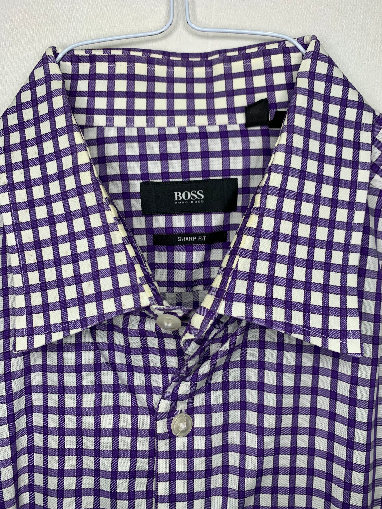 Hugo Boss Sharp Fit Designer Button Down Dress Shirt (Men’s Sz 16.5-34/35)