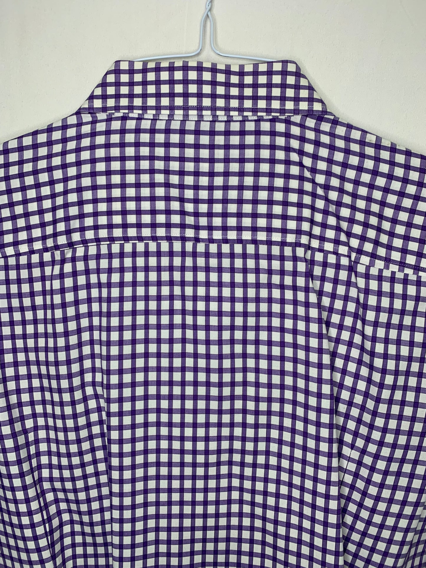 Hugo Boss Sharp Fit Designer Button Down Dress Shirt (Men’s Sz 16.5-34/35)