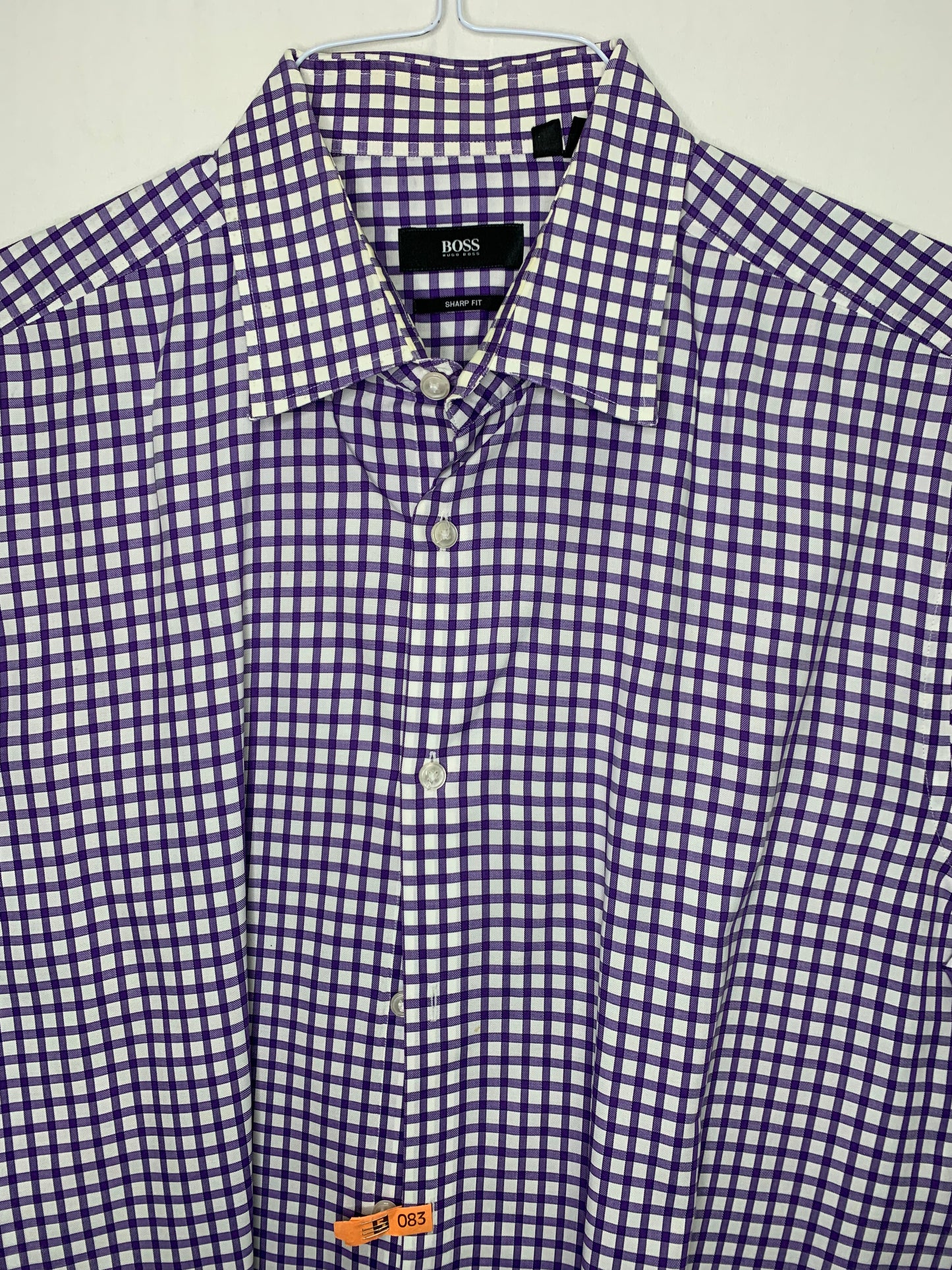 Hugo Boss Sharp Fit Designer Button Down Dress Shirt (Men’s Sz 16.5-34/35)