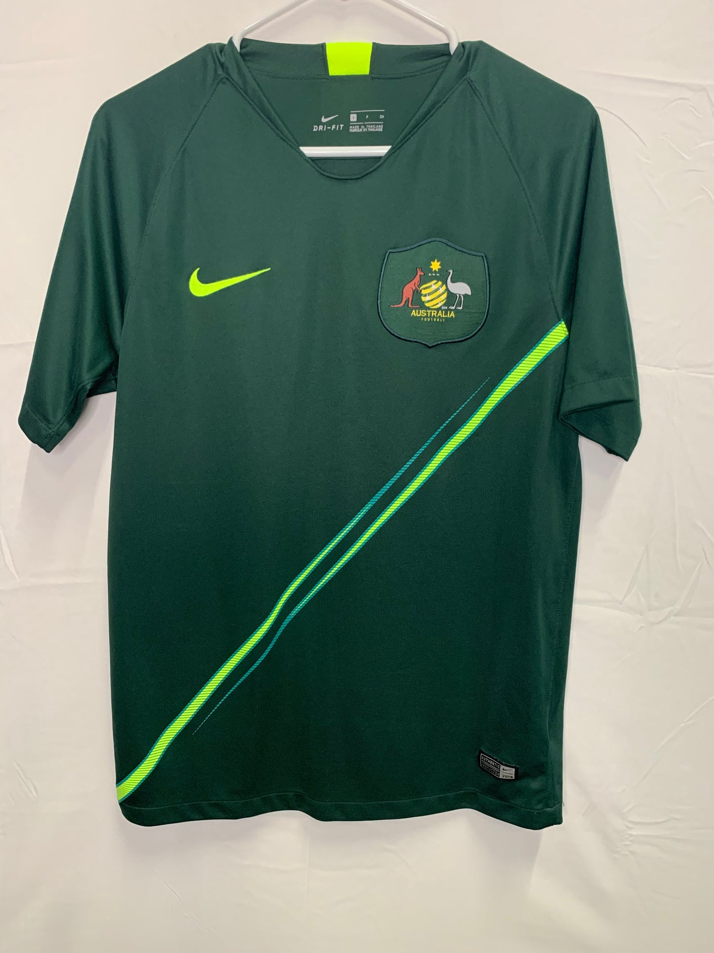 Authentic Nike Dri-Fit 2018 Australia Away Soccer/Football Jersey (Sz Small)