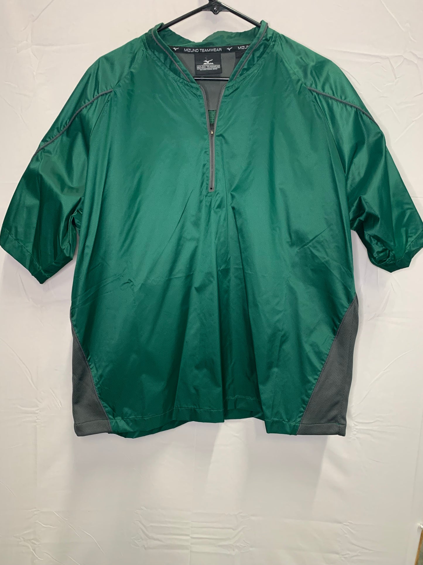 Mizuno Team Wear - Short Sleeve Performance Wind Breaker Shell (Sz Medium)