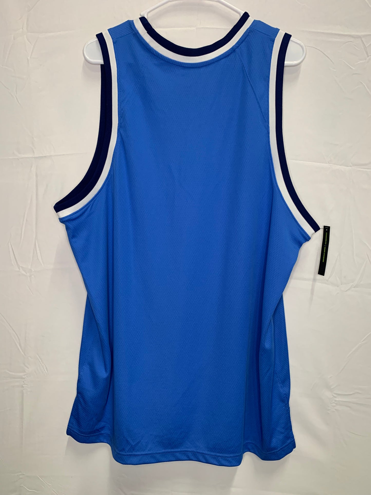 NWT - Nike Standard Fit / Dri-Fit Discontinued Basketball Performance Jersey (Sz XL)