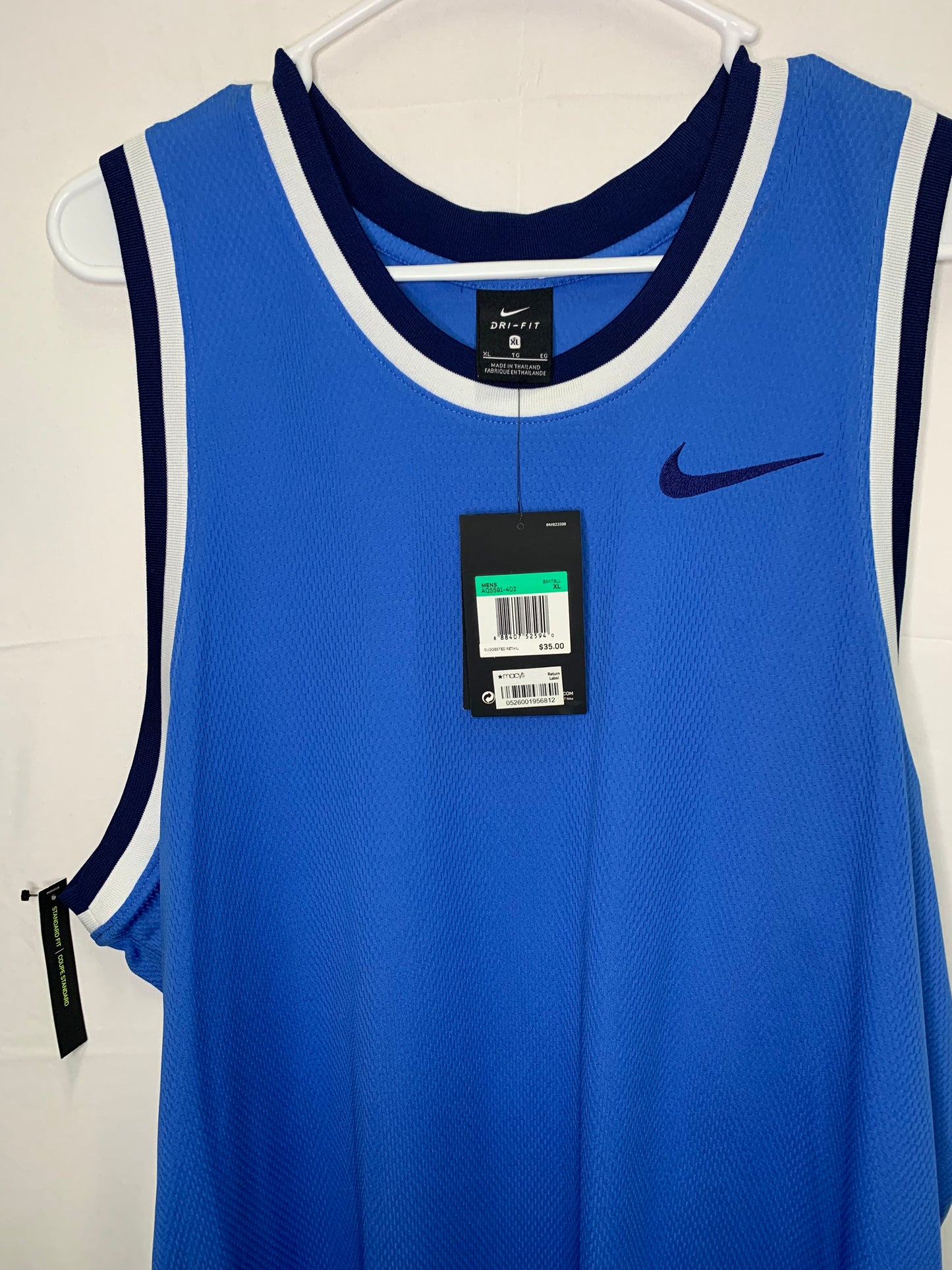 NWT - Nike Standard Fit / Dri-Fit Discontinued Basketball Performance Jersey (Sz XL)