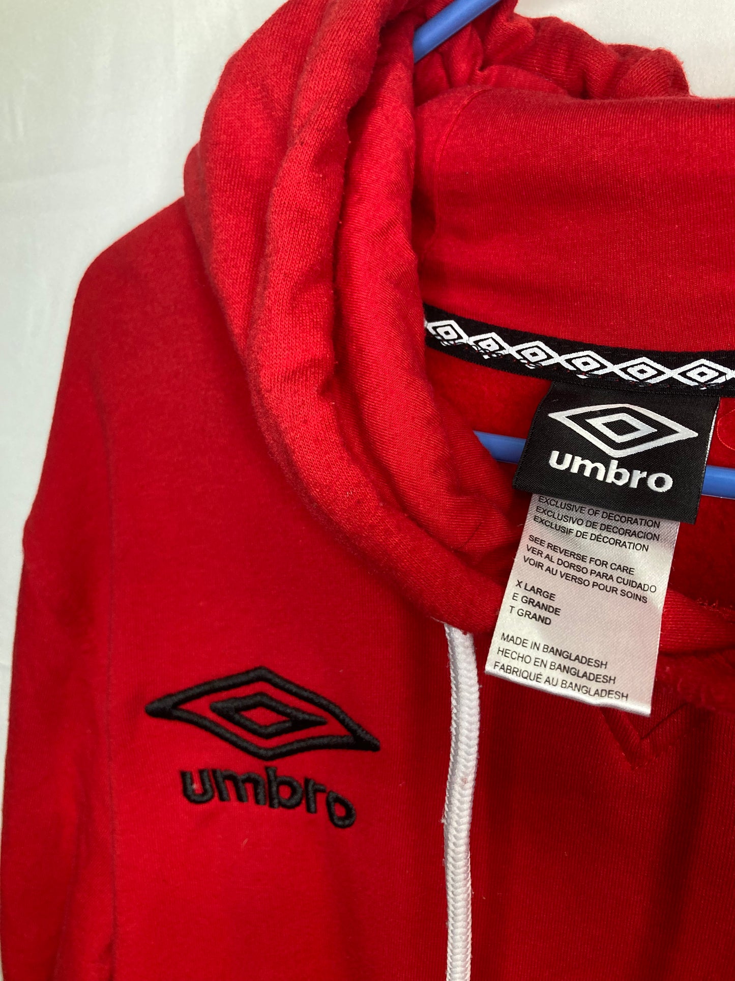 Hooded Umbro Hooded Sweater (Sz XL)