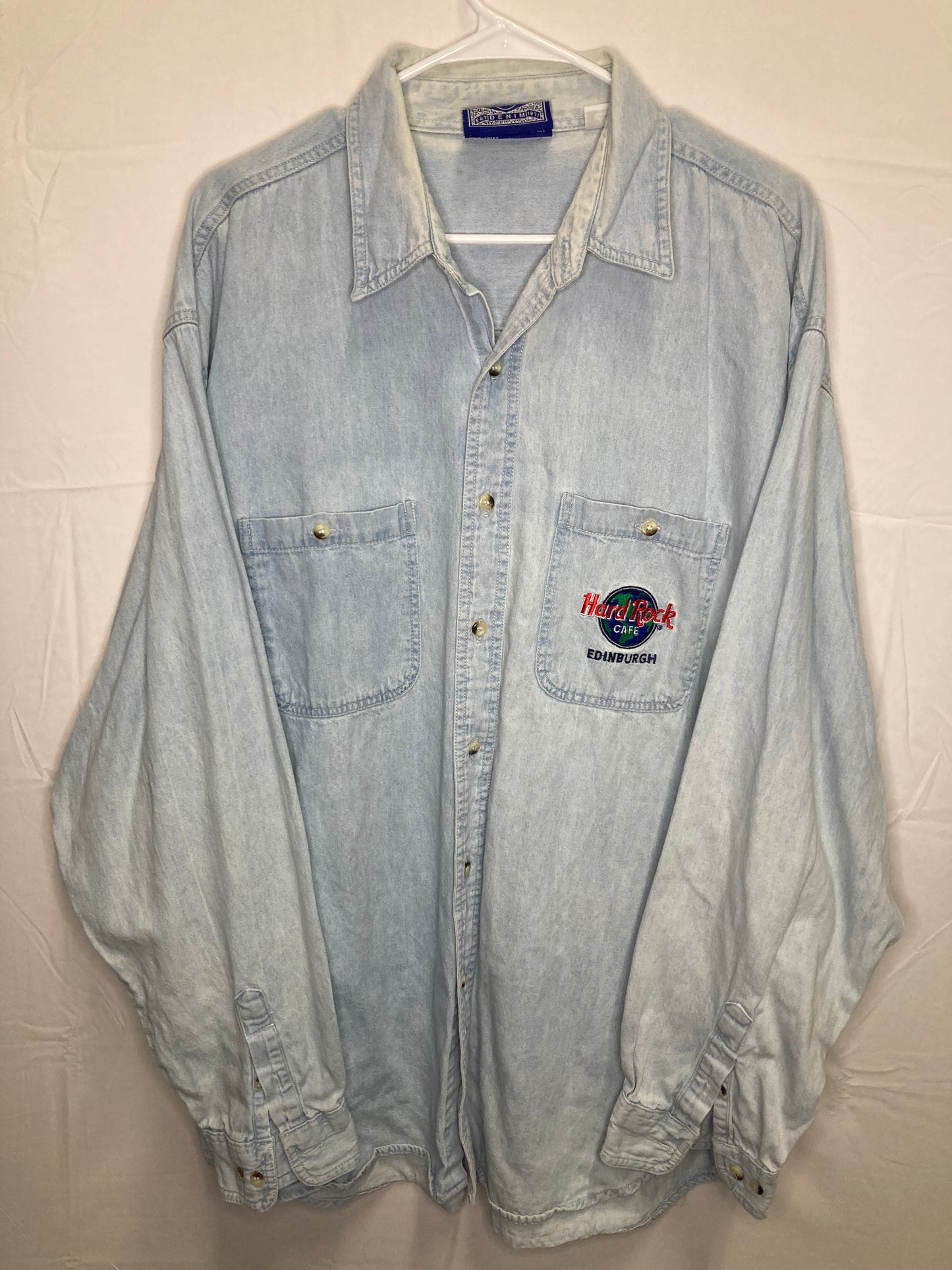 Vintage Authentic Hard Rock Cafe [Edinburgh] Denim Button Down Shirt (Sz XL)