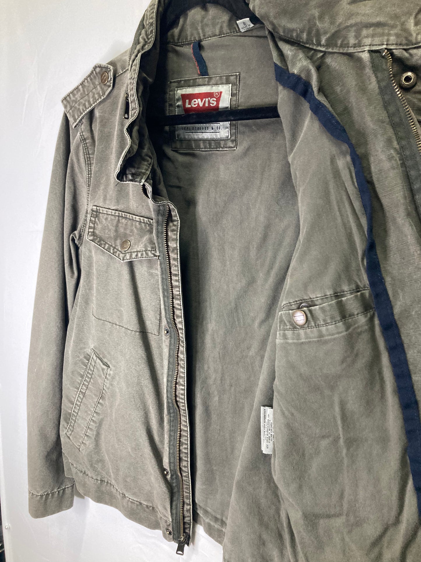 Levis Strauss Heavy Denim Jacket (Sz Small/Med)