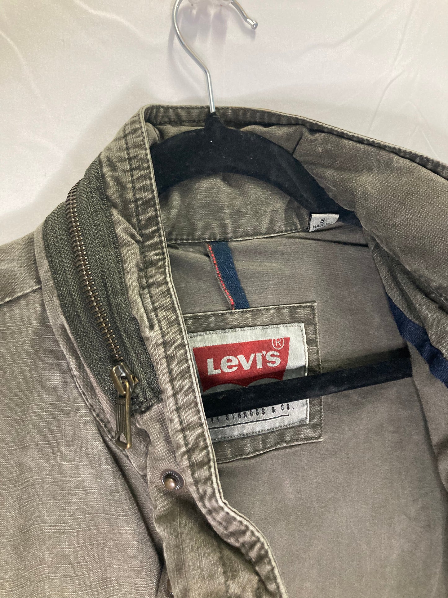 Levis Strauss Heavy Denim Jacket (Sz Small/Med)