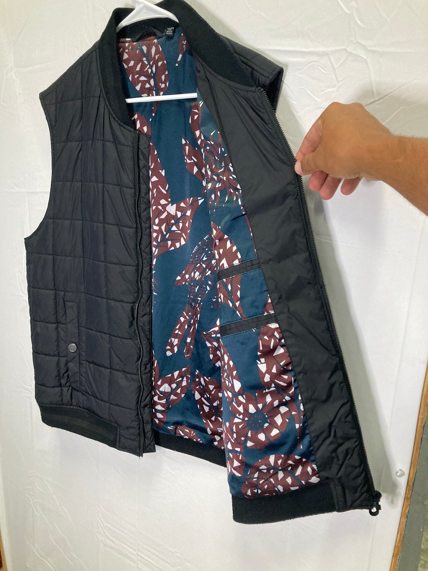 Ted Baker Designer London Jozeph Quilted Down Vest (Sz 7)